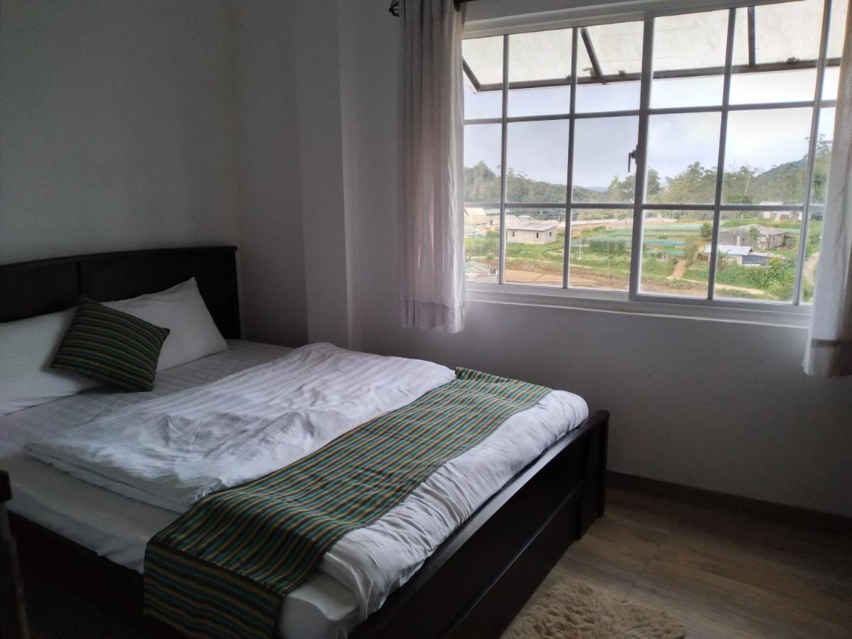 Hotel Sky Lounge à Nuwara Eliya Extérieur photo